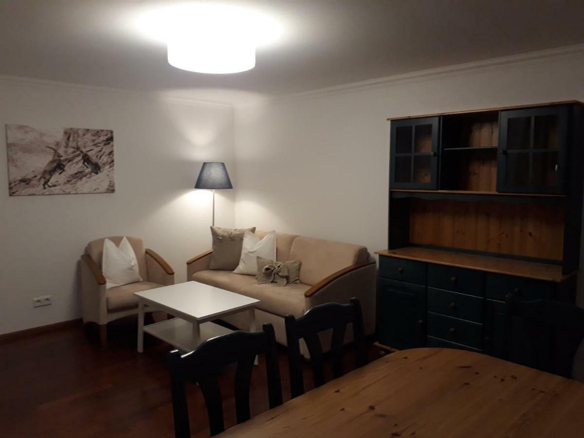 Haus Brandstatter Apartment Ебен им Понгау Екстериор снимка